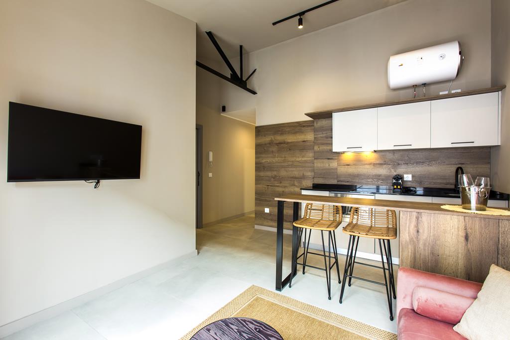 Reforma integral compuesta por cinco apartamentos y con licencia de alquiler turístico, Dénia centro